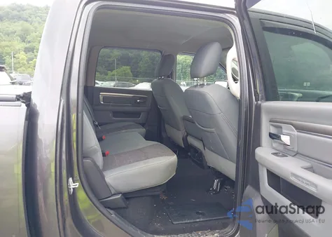 2018 Ram 1500 Big Horn 4X4 5'7 Box from USA, damaged, VIN 3C6RR7LT0JG254341